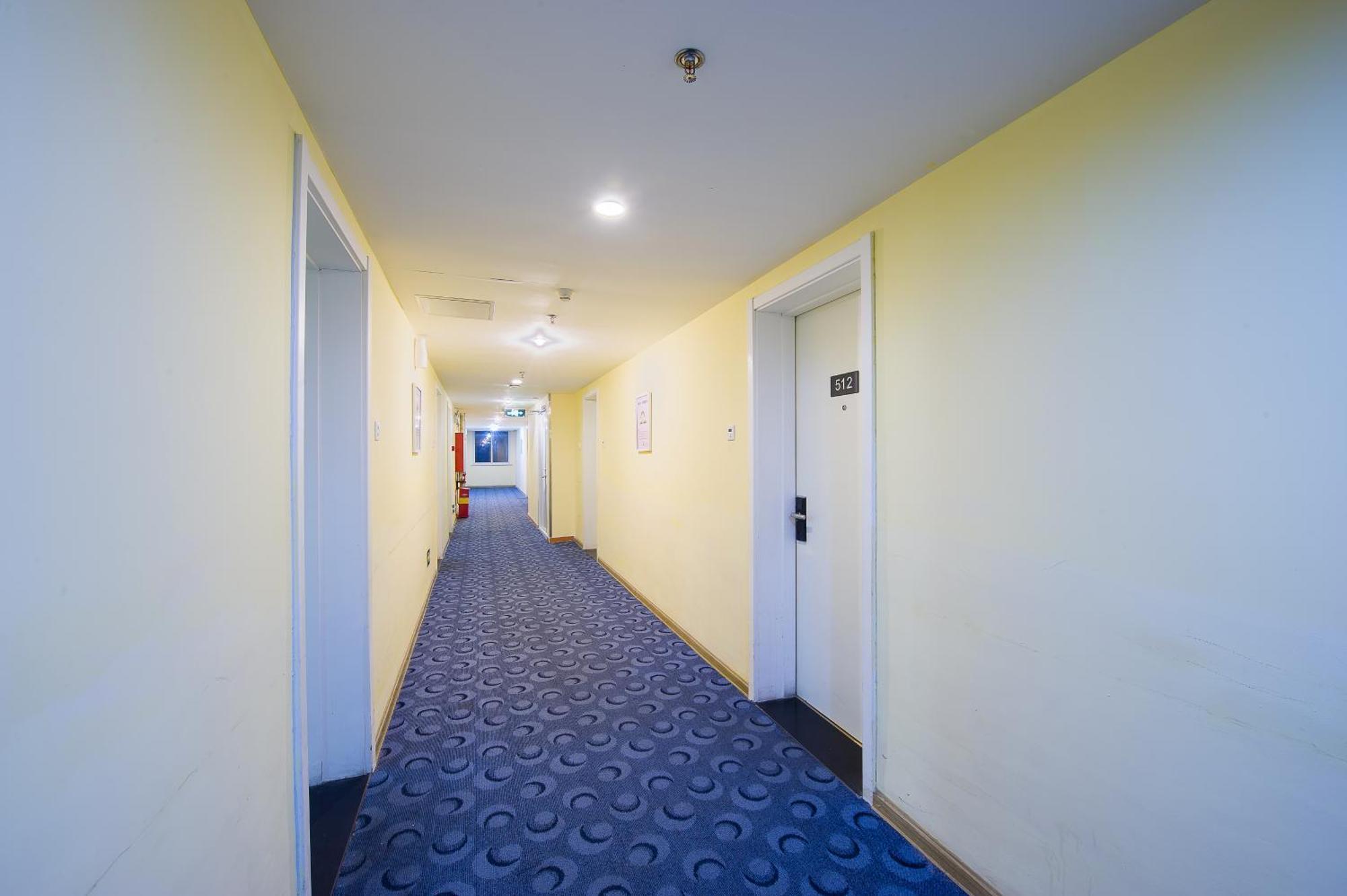 7Days Inn Guangzhou South Railway Station Huijiang Subway Station Екстер'єр фото